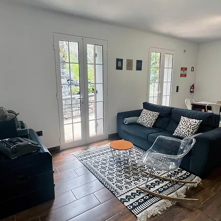 Дом отдыха Stonewood Valley By Lovelystay *