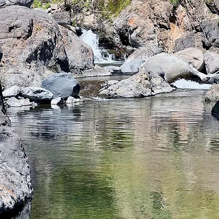 Stonewood Valley By Lovelystay Куррал-даш-Фрейраш