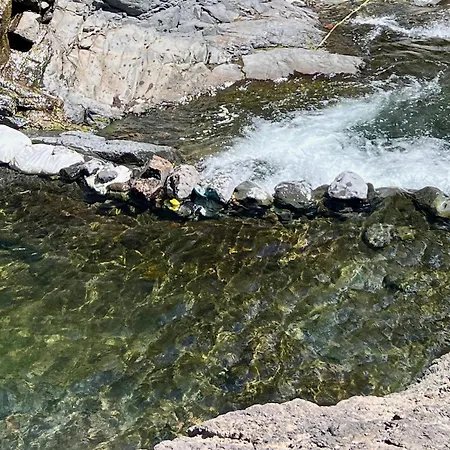 Stonewood Valley By Lovelystay