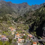 Holiday home Stonewood Valley By Lovelystay