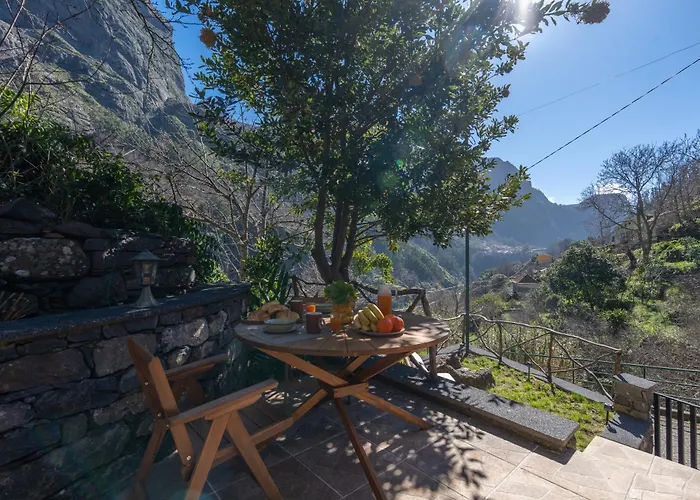 Feriehus Stonewood Valley By Lovelystay Curral Das Freiras